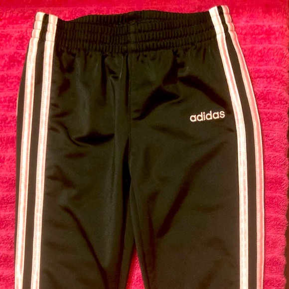 2 Piece Adidas Track Suit 3T - Picture 7 of 16